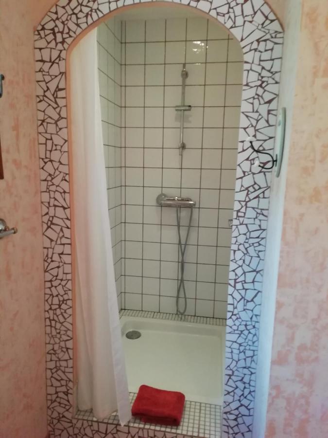 Chambre D'Hote Le Mas Des Romarins Les Arcs-sur-Argens Exteriör bild