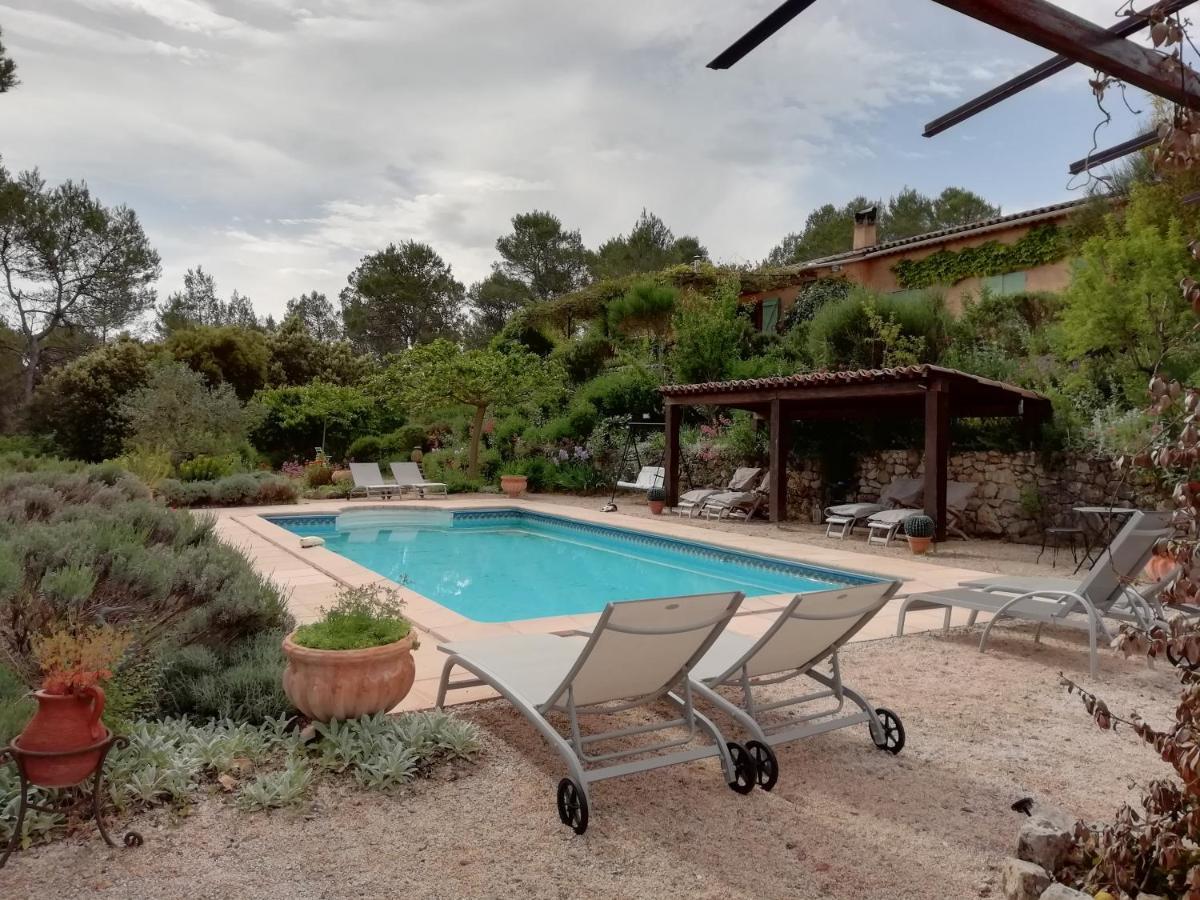 Chambre D'Hote Le Mas Des Romarins Les Arcs-sur-Argens Exteriör bild